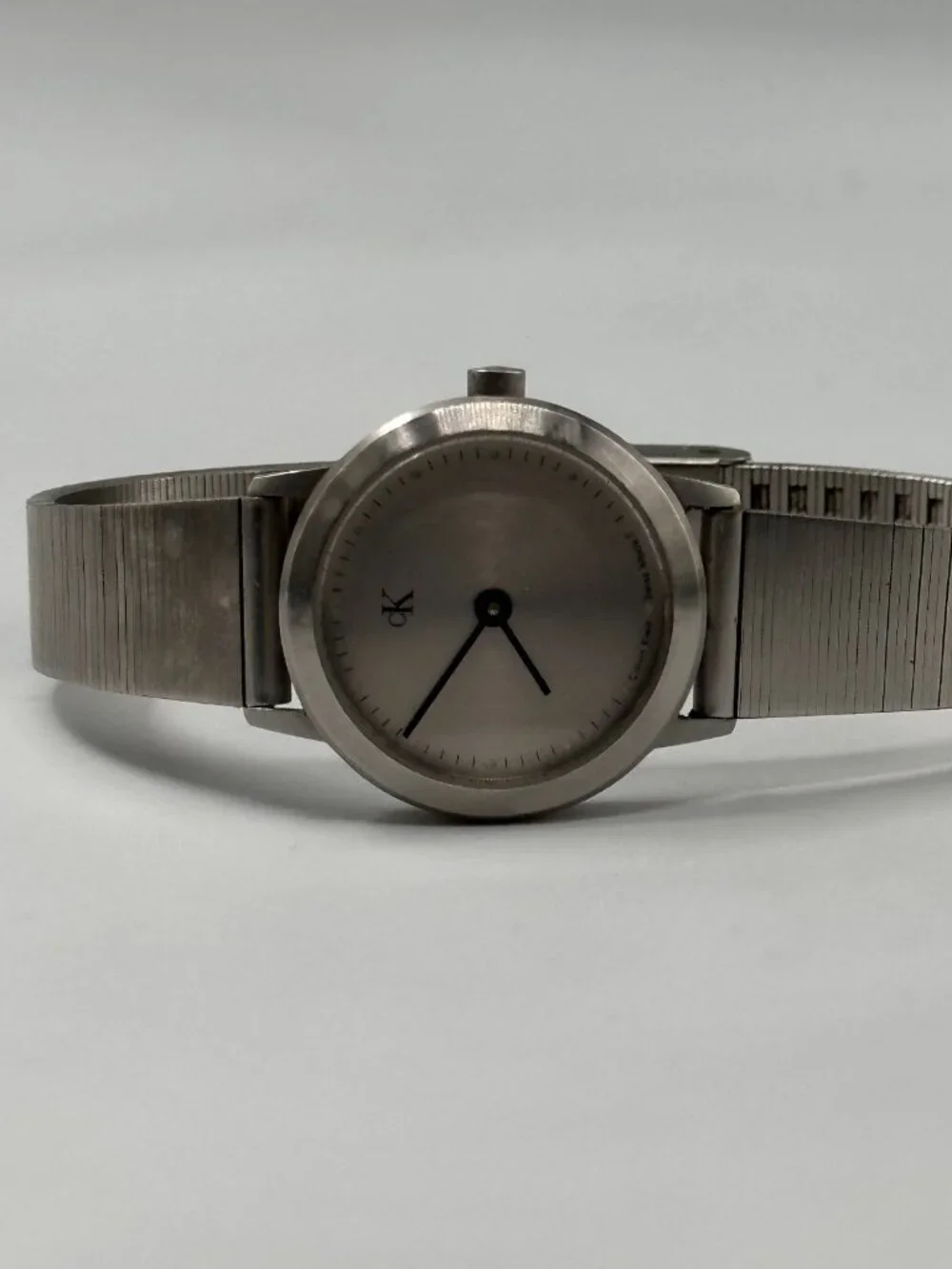 Calvin Klein Watch Women Silver Tone Round Dial 23MM New Battery 8